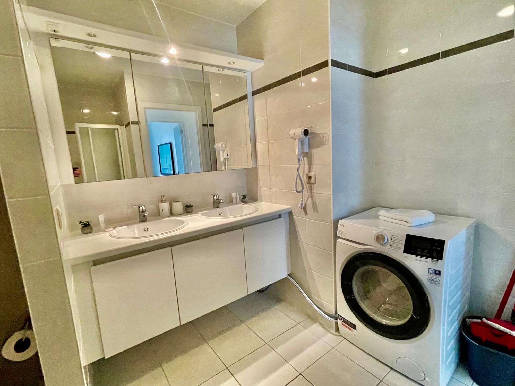 בלנקנברג 3Br Zeedijk Apartment Ocean View מראה חיצוני תמונה